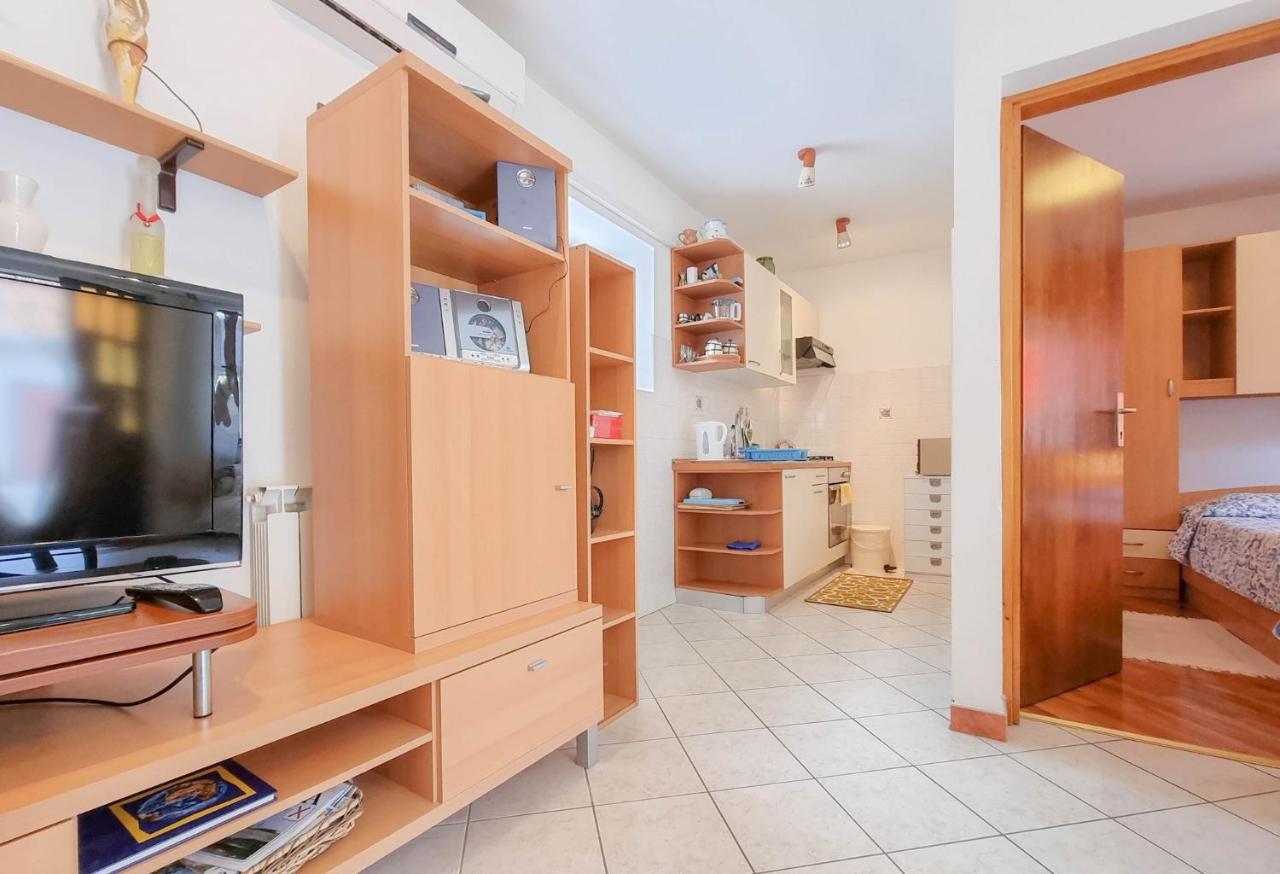 Appartamento Valentino Novigrad Istria Esterno foto